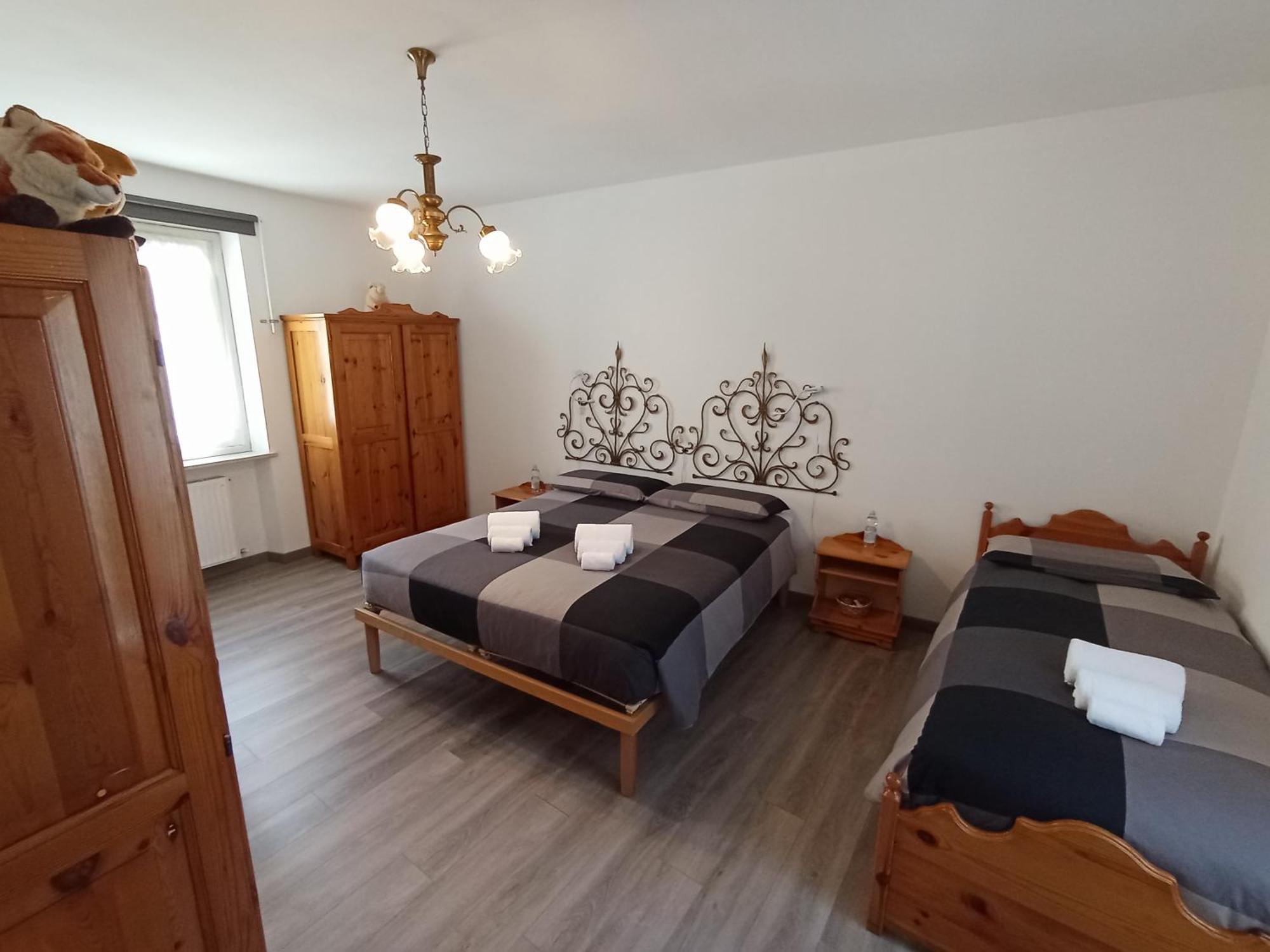Appartamento Taverna Gattolini Венцоне Екстериор снимка